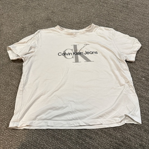 Calvin Klein Jeans Cream T-Shirt - Picture 1 of 3